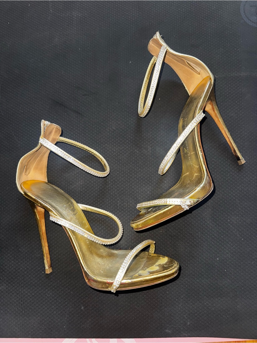 Authentic Giuseppe Zanotti archival High Heels with Rhinestone Straps size 9.